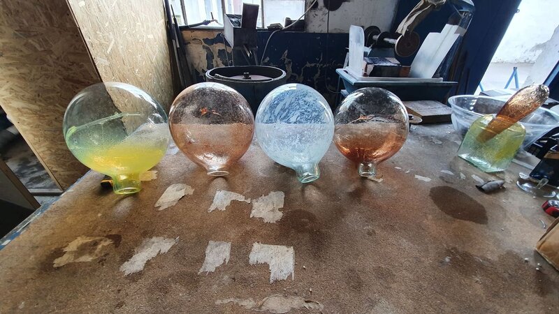 Atelier de sticla suflata manual